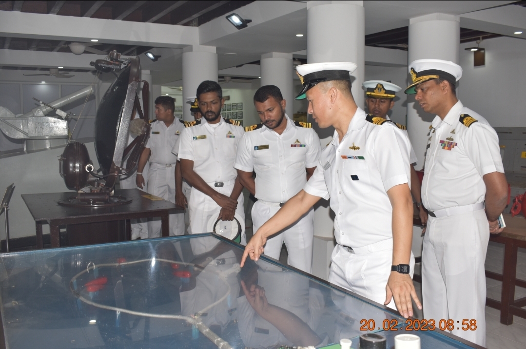 Visit of delegation to ASW School Image