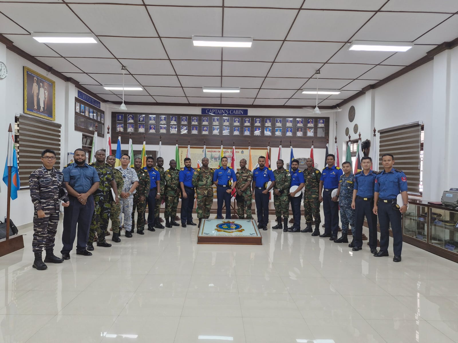 LONG 'C' INTERNATIONAL COURSE (86:213) Image 1