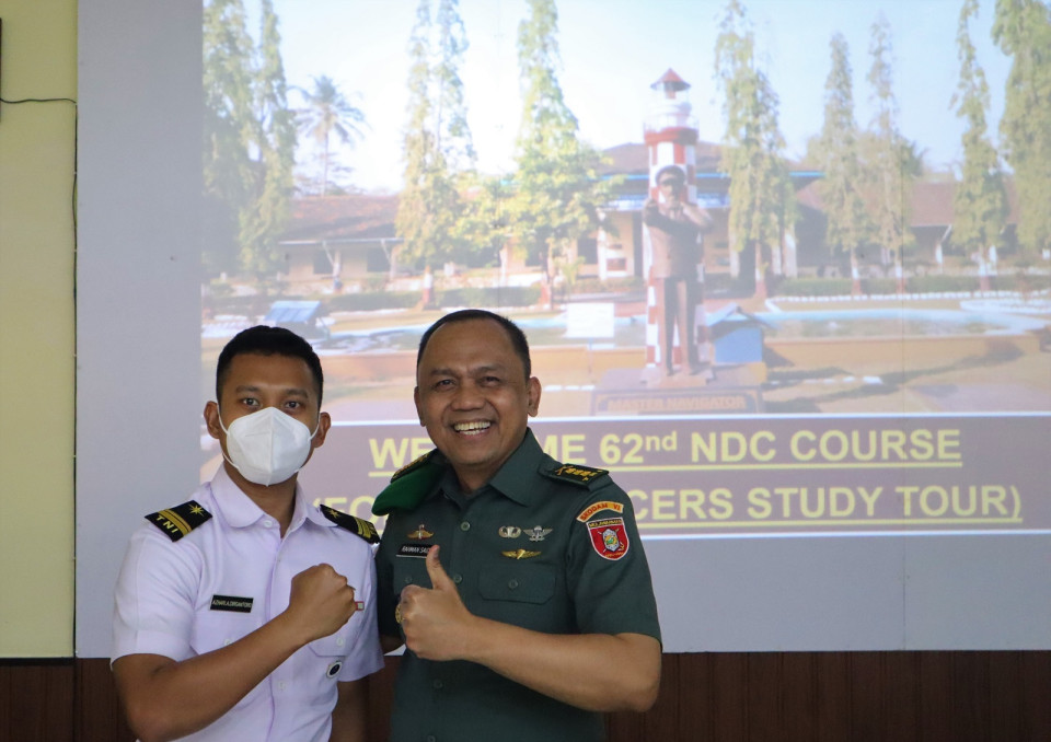 VISIT OF 62 NDC OFFICERS - 18 JUL 22 Image 1