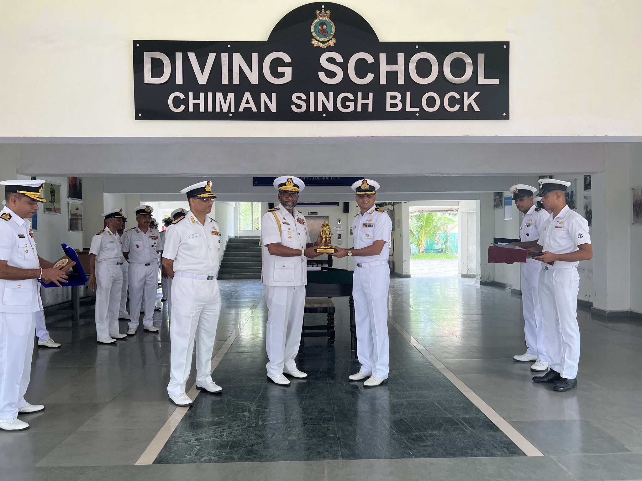 Visit of Cdr of Sri Lanka Navy Image 2